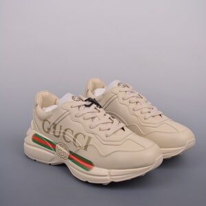 Gucci Beige Sneakers with Green and Red Stripes